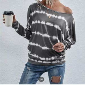 Tye die batwing sleeve tee